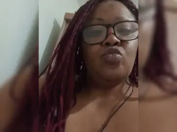 Lilith826  live sex cam