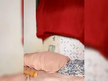 Lilith826  live sex cam