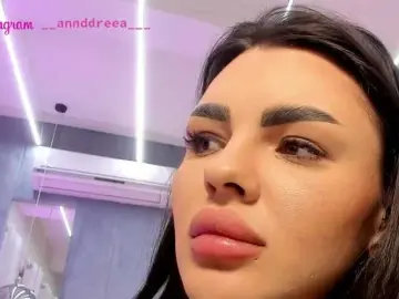 PerfectT33n  live sex cam