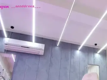 PerfectT33n  live sex cam