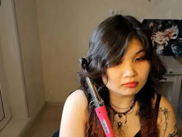 Lenayobondio  live sex cam
