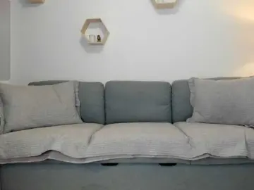 Naila18  live sex cam