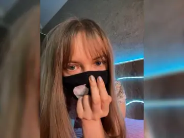 -Summer-  live sex cam