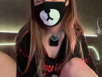 -Summer-  live sex cam