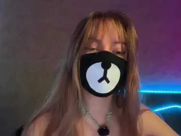 -Summer-  live sex cam