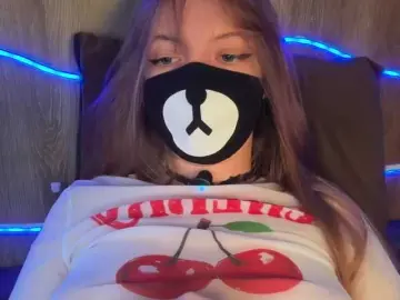 -Summer-  live sex cam