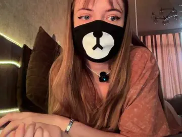 -Summer-  live sex cam