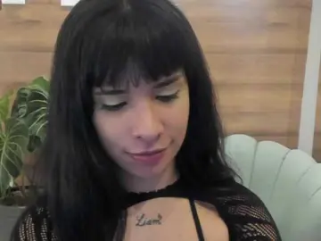 GummyLuv  live sex cam