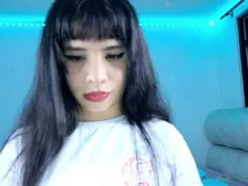 GummyLuv  live sex cam
