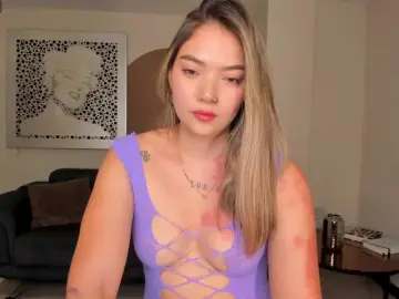 HaleyGreen  live sex cam