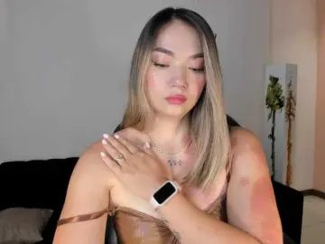 HaleyGreen  live sex cam