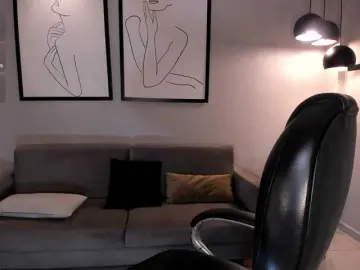 HaleyGreen  live sex cam