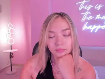 HaleyGreen  live sex cam