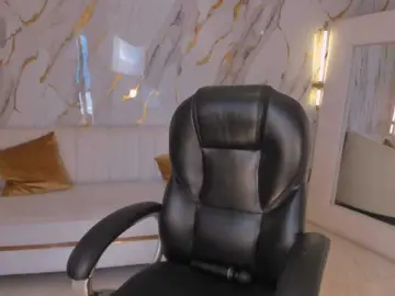 HaleyGreen  live sex cam