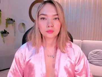 HaleyGreen  live sex cam