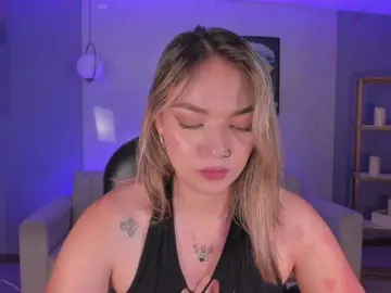 HaleyGreen  live sex cam