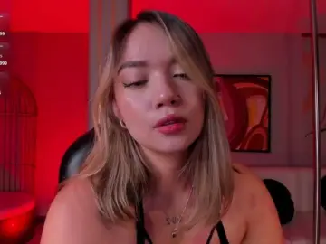 HaleyGreen  live sex cam