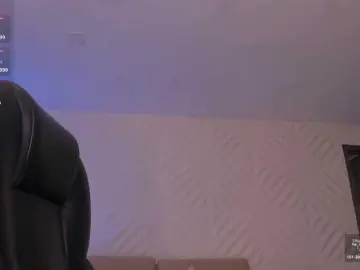 HaleyGreen  live sex cam