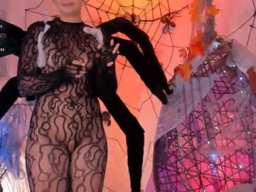 HaleyGreen  live sex cam