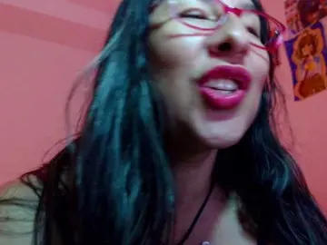 Malishka19  live sex cam