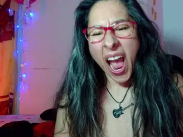 Malishka19  live sex cam