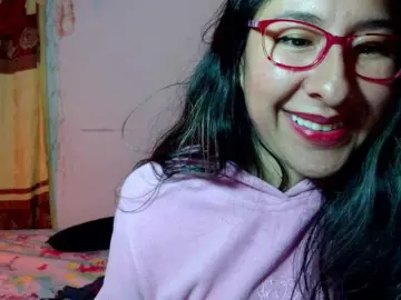Malishka19  live sex cam