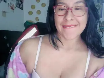 Malishka19  live sex cam