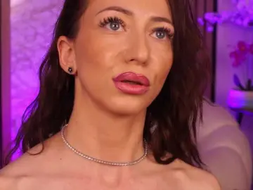 RubyFever  live sex cam
