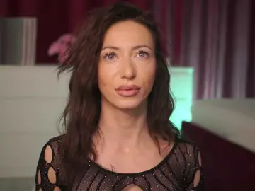 RubyFever  live sex cam