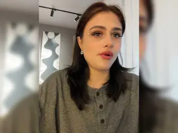 Vanessa-Tenderness  live sex cam