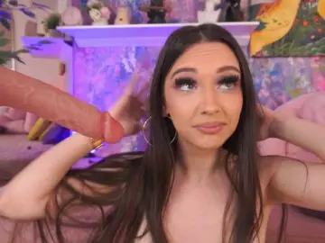 ZaraFeline  live sex cam