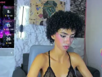 Queencuarxxo  live sex cam