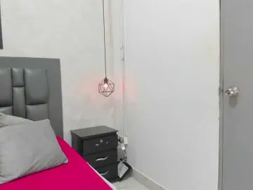 Dakota-rouse  live sex cam