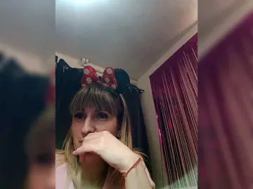 Kriss1402  live sex cam