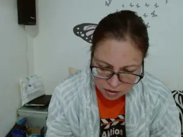 LadyHellene  live sex cam