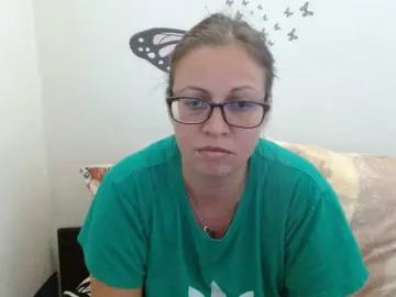 LadyHellene  live sex cam