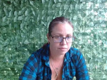 LadyHellene  live sex cam