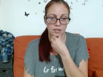 LadyHellene  live sex cam