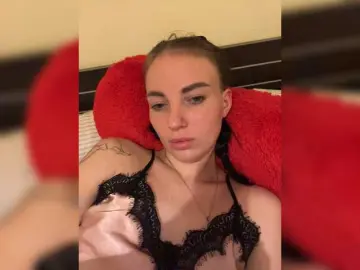 Manynya2  live sex cam
