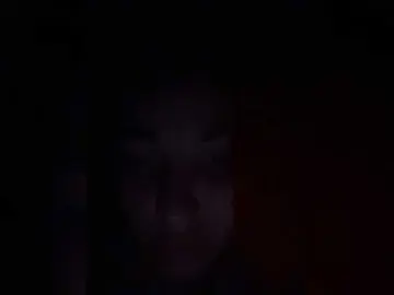 Manynya2  live sex cam