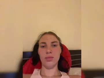 Manynya2  live sex cam