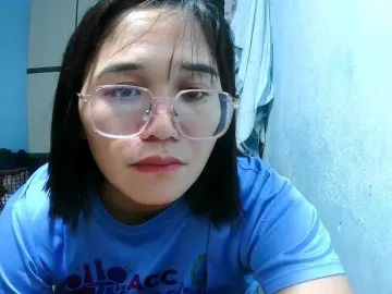 Sexbomb631  live sex cam