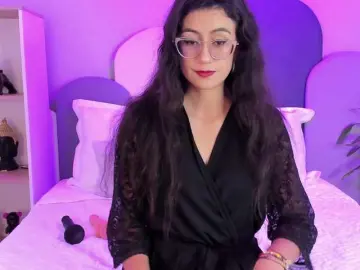 SophieGomez2  live sex cam