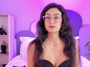 SophieGomez2  live sex cam
