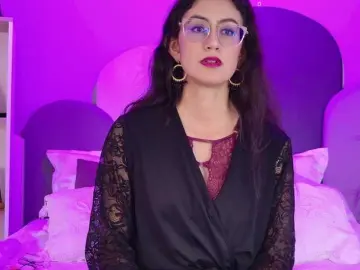 SophieGomez2  live sex cam