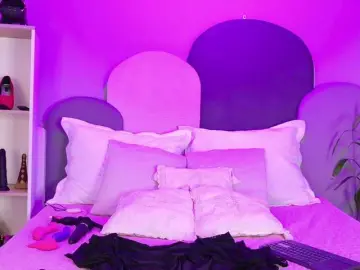 SophieGomez2  live sex cam