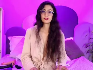 SophieGomez2  live sex cam