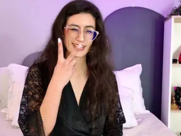 SophieGomez2  live sex cam