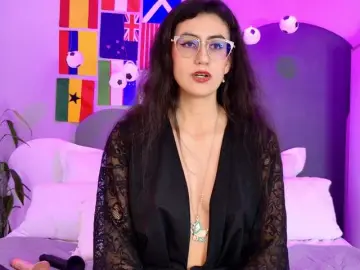 SophieGomez2  live sex cam