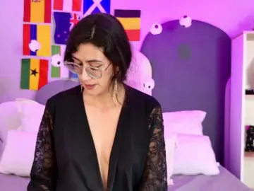 SophieGomez2  live sex cam